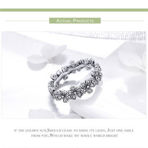 BAMOER Elegant 925 Sterling Silver Dazzling Daisy Flower Themed Ring - Ladies / Gent's, CZ