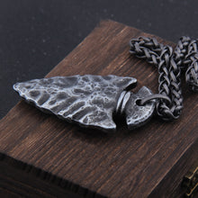 Vintage, Stainless Steel, Viking / Nordic (Vegvisir Pattern) Spear Theme Pendant / Necklace
