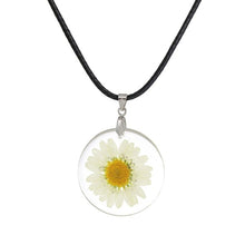 8SEASONS Handmade Resin / Flower Themed Transparent Ladies / Women's Pendent - Casual