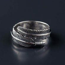ZTRLIUA Classic 925 Sterling Silver Plated Feather Theme Adjustable Ring - Ladies / Women's